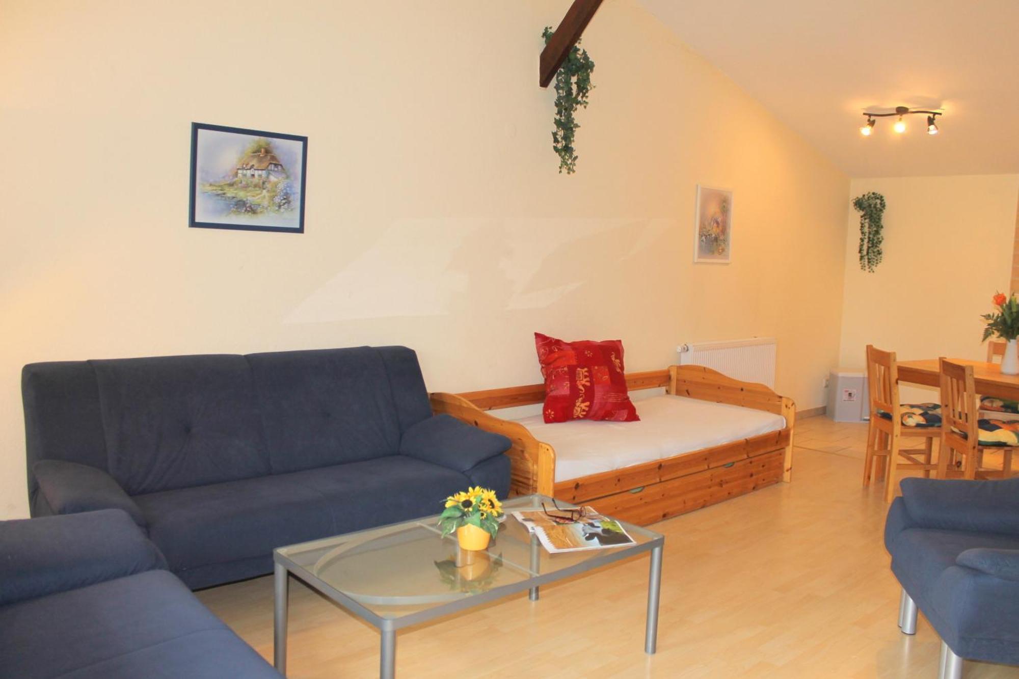 Appartement "Hof Triangel - Whg 2" - Bauernhofurlaub à Riepsdorf Extérieur photo